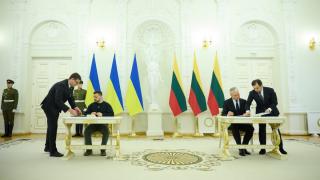 ЗЕЛЕНСЬКИЙ ТА НАУСЕДА ПІДПИСАЛИ СПІЛЬНУ ЗАЯВУ