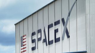 SpaceX БУДУЄ ШПИГУНСЬКУ СУПУТНИКОВУ МЕРЕЖУ ДЛЯ РОЗВІДКИ США